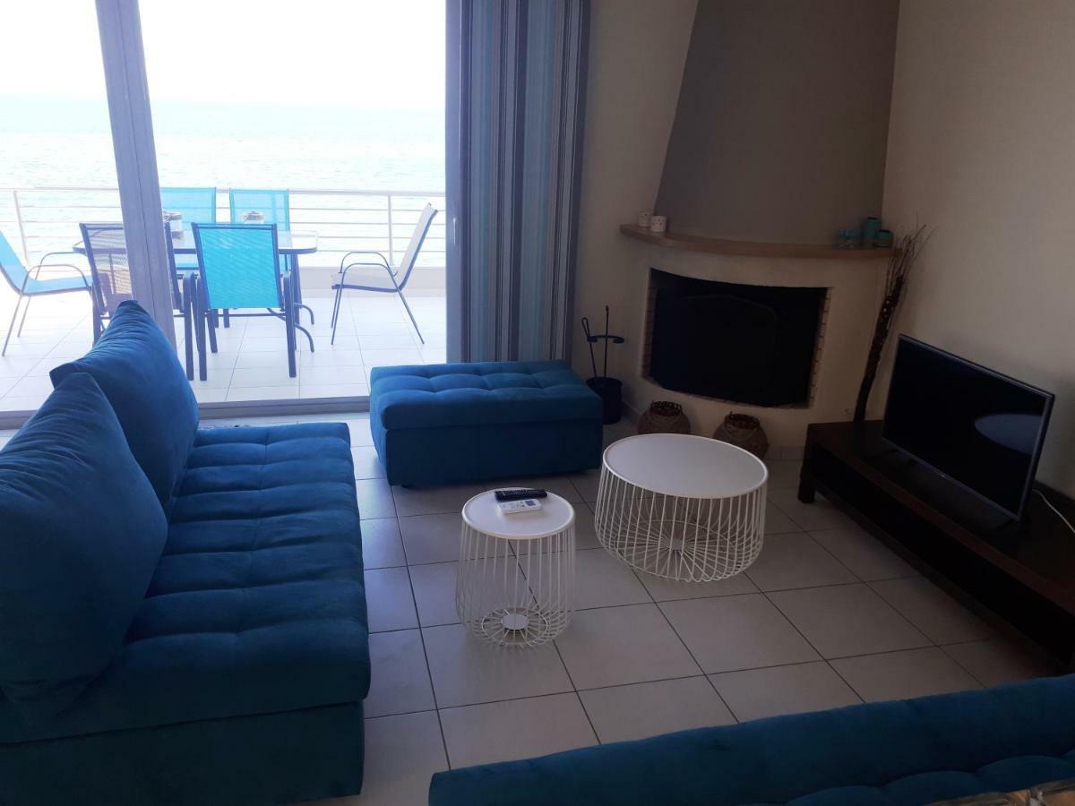 Vrachati Sea Front House Káto Ássos Eksteriør billede
